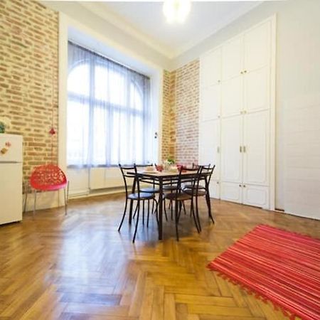 Apartment On Tabidze 3/5 Tbilisi Eksteriør billede